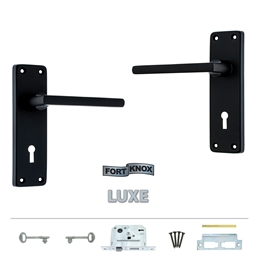 M8E10 - 2 Lever Lockset Royal Sq 6"